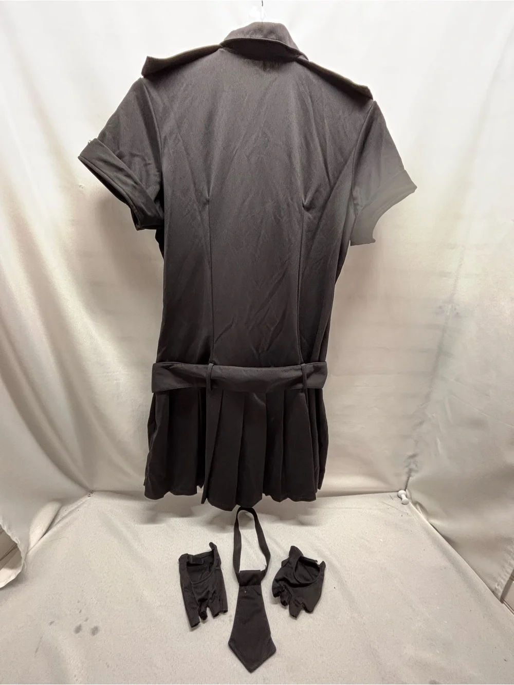 Leg Avenue Woman’s Size 1X/2X Arresting Officer Cop Costume Adult Halloween - Picture 6 of 6